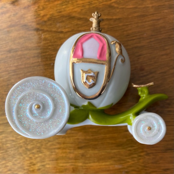 Disney Cinderella Pumpkin Carriage Coach Porcelain Figurine - Picture 5 of 7